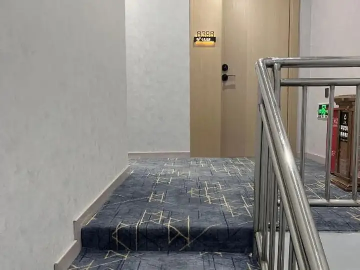 Шанхай: shanghai xinyuan hotel