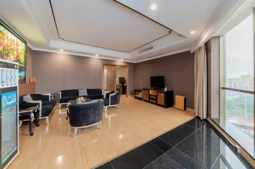 Гуанчжоу: Vienna Hotel (Foshan Guangfo Road)