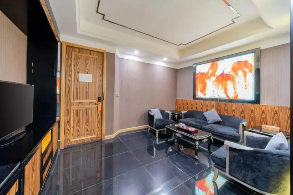 Гуанчжоу: Vienna Hotel (Foshan Guangfo Road)