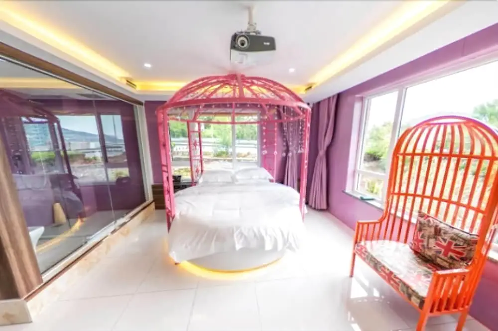 Вэйхай: Weihai Gaoshang Movie Art Hotel