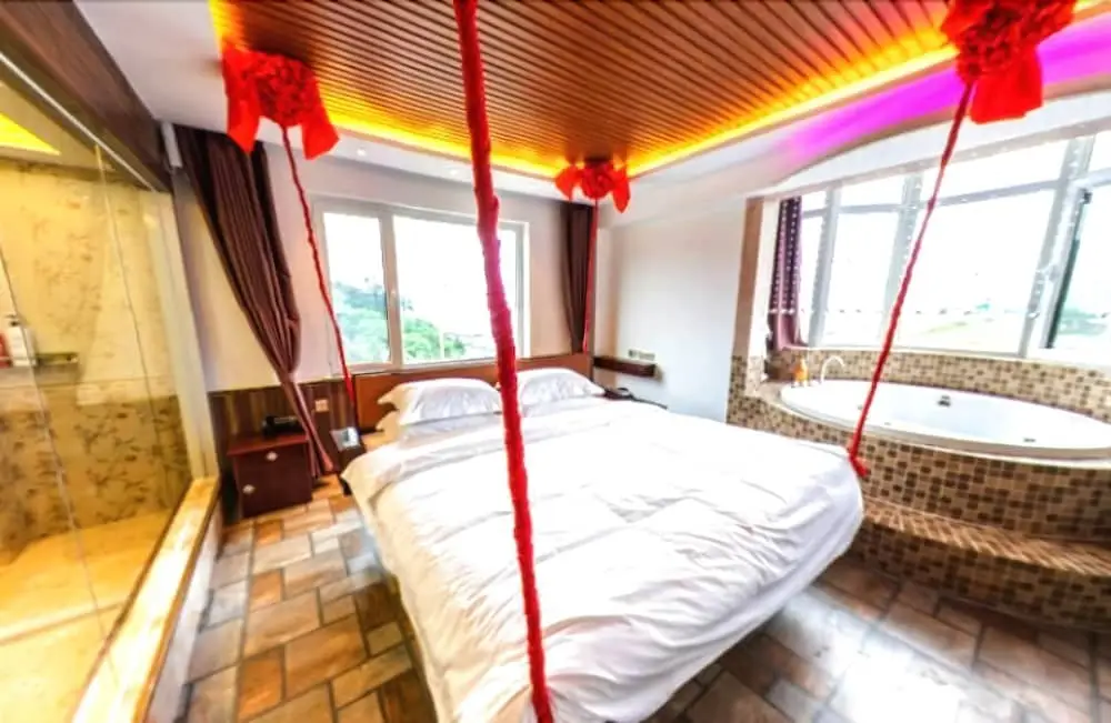 Вэйхай: Weihai Gaoshang Movie Art Hotel