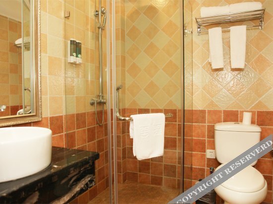 Чунцин: Ruijin Exotic Hotel (Chongqing North Railway Station Store)