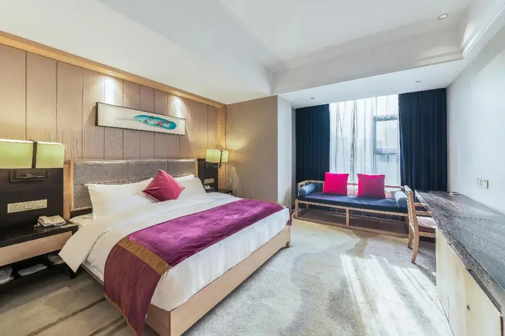 Чунцин: Rezen Kingtown Hotel (Chongqing Ranjiaba)