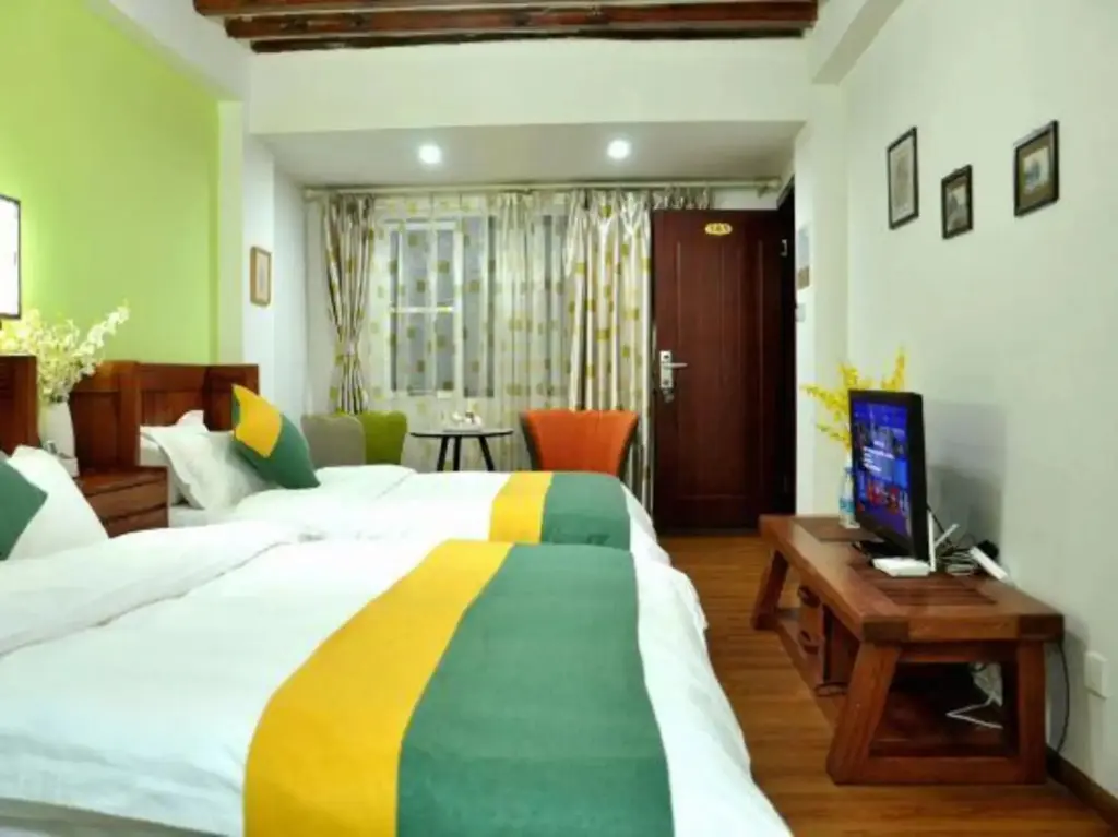 Дали: Bingdao Huayue Inn
