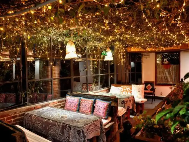 Дали: Bingdao Huayue Inn