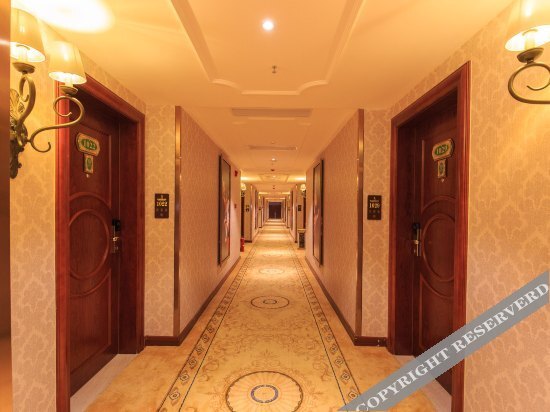 Лючжоу: Vienna International Hotel (Luzhai County Government Administrative Plaza Branch)