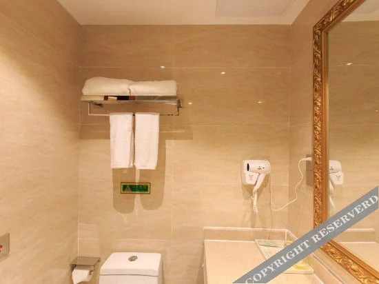 Лючжоу: Vienna International Hotel (Luzhai County Government Administrative Plaza Branch)
