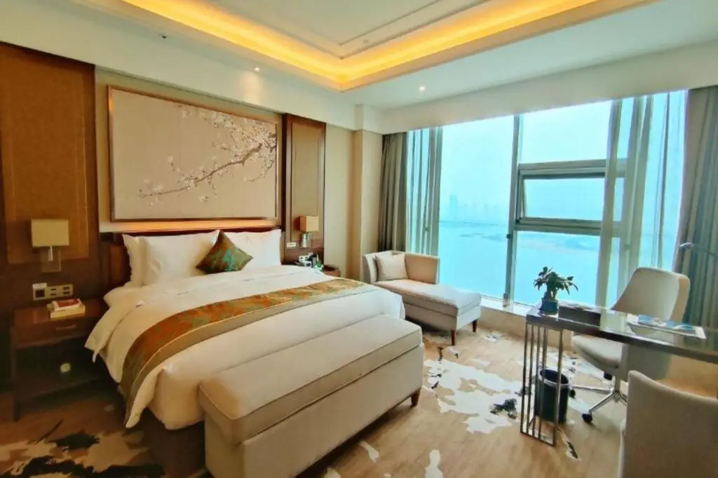 Линьи: Howard Johnson Xiangyu Plaza Linyi