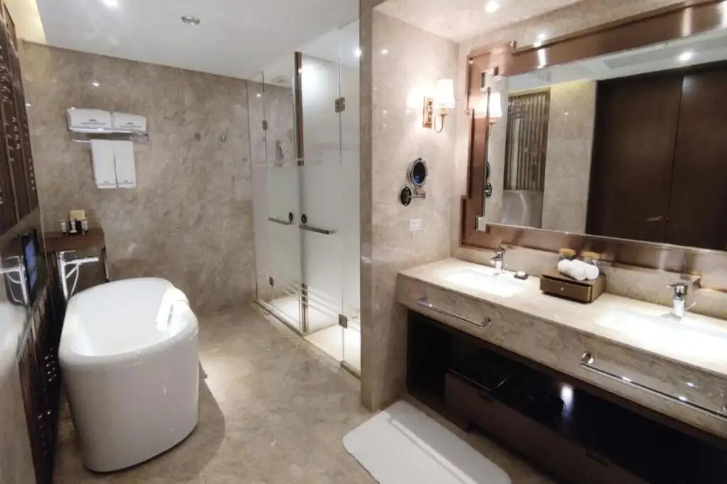 Линьи: Howard Johnson Xiangyu Plaza Linyi