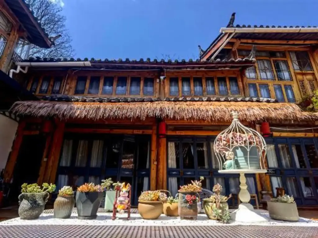 Lijiang Shu He Shangshanruoshui Inn — фото 1