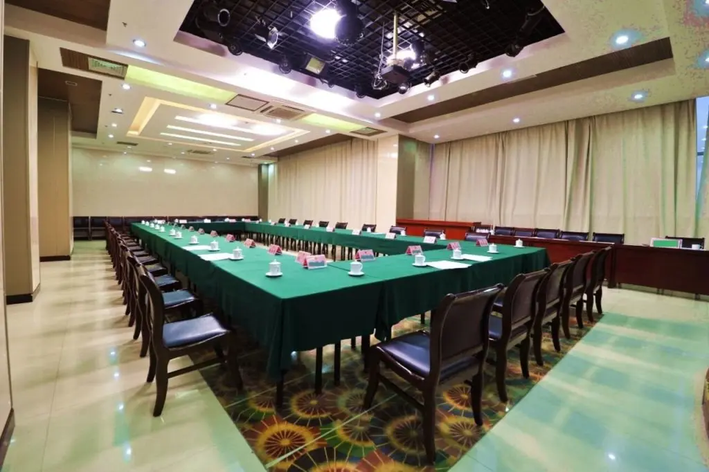 Жичжао: Magnotel Rizhao Wulian Jiefang Road