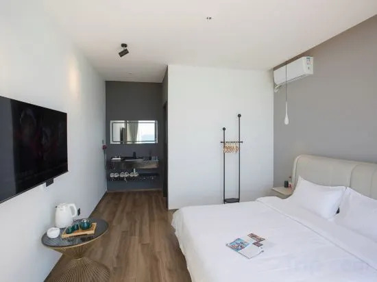 Санья: Sanya Shibu Coastal Seaview Homestay (SANTA LUCIA)