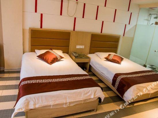 Ичан: Xingang Express Hotel