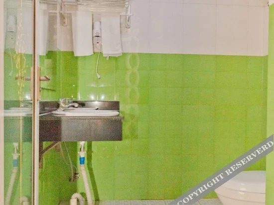 Дунъин: Homeinn Pebble Hotel (Dongcheng District Qingfeng Lake Park Dongying Municipal Government)