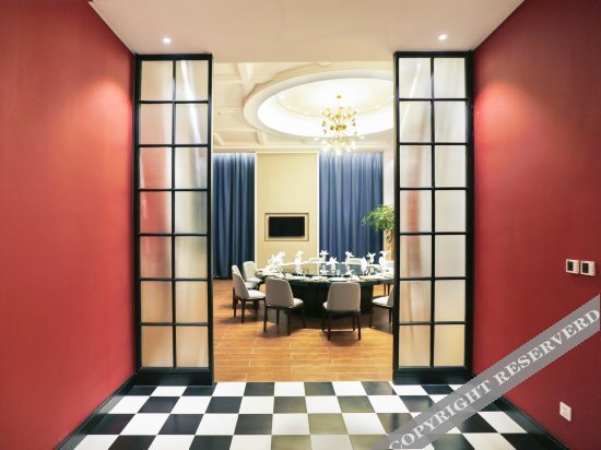 Цзинань: Jinan Xicheng Quanying Hotel (Changqing University City)