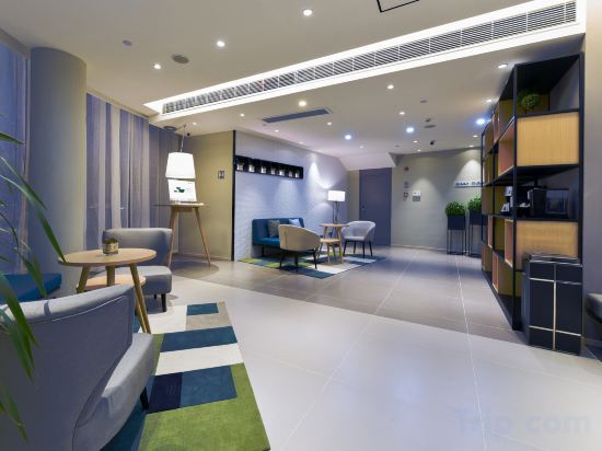 Уси: Homeinn · neo (Wuxi Anzhen High-Speed Rail East Station)