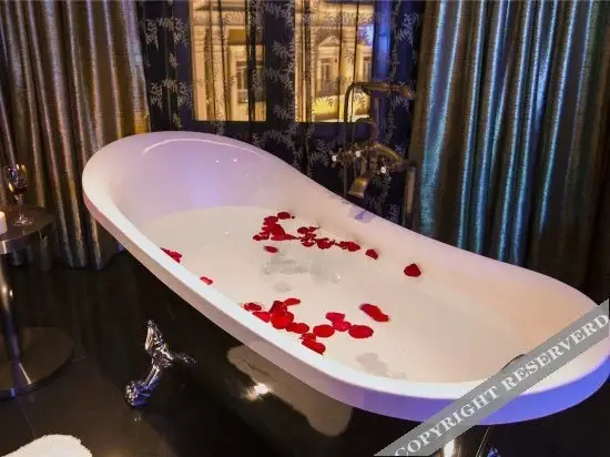 Тяньцзинь: Crystal Orange Hotel Tianjin Jinwan Square