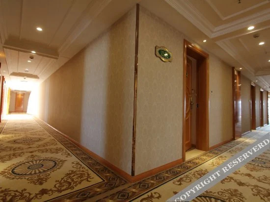 Цзюцзян: Vienna Hotel Xianning hot spring center flower bed shop
