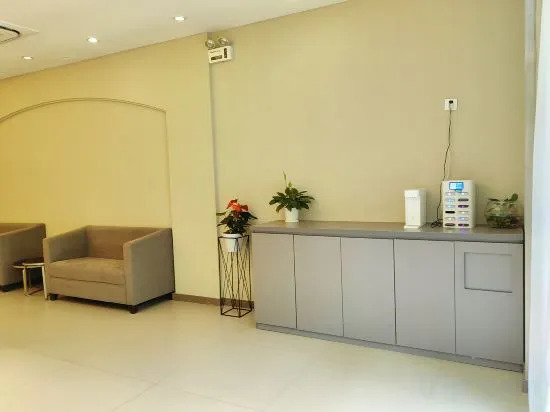 Шанхай: Home Inn Shanghai Minhang Zhongchun Road