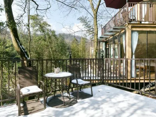 Чэнду: Qingcheng Muge Vacation Camp