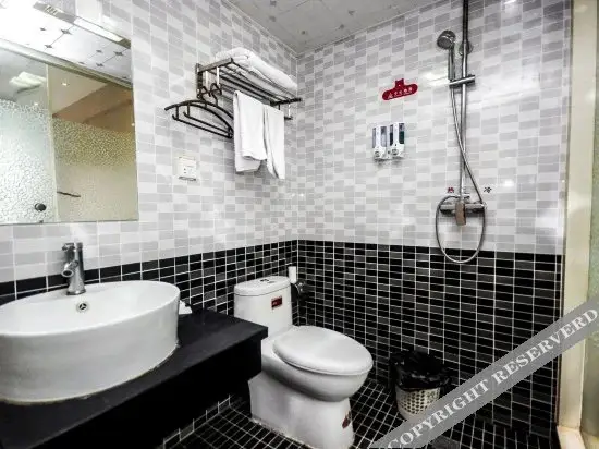 Циньхуандао: Jun'an Fashion Hotel