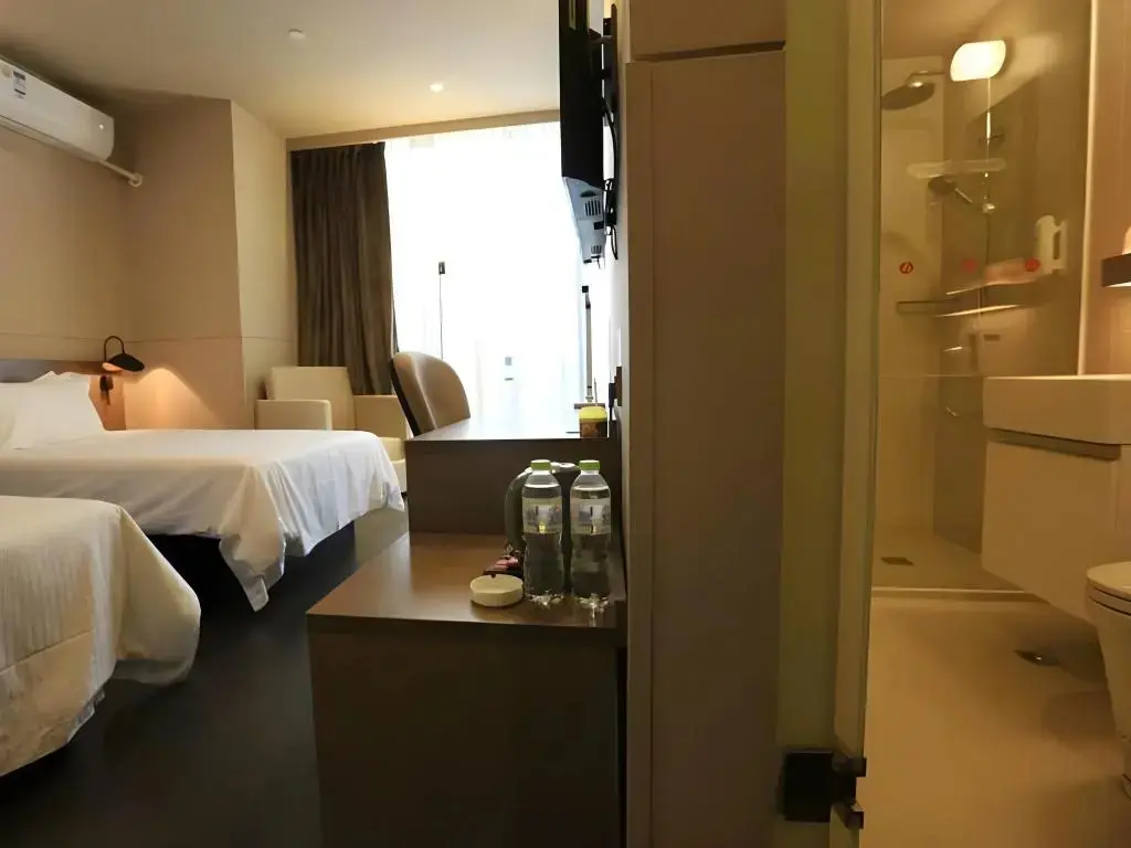 Ухань: Jinjiang Inn Select Wuhan International Expo Centre