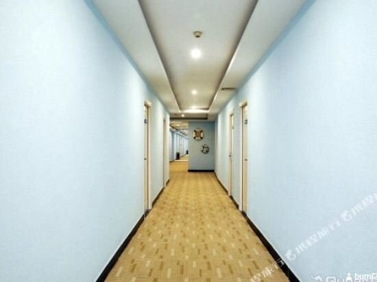 Дунгуань: Baika Fashion Hotel (Dongguan Nancheng Pedestrian Street)