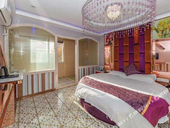 Шанхай: Huangguan 168 Express Hotel Shanghai Waigaoqiao