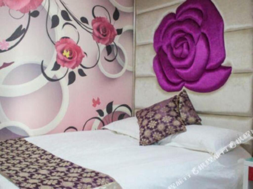 Шанхай: Huangguan 168 Express Hotel Shanghai Waigaoqiao