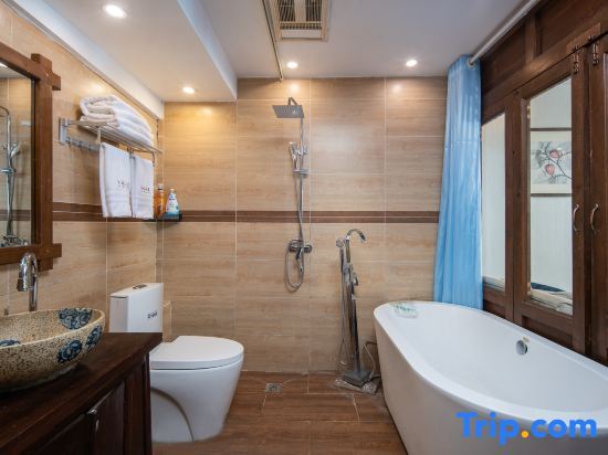 Лицзян: Linglong Xiaozhu | Travel Garden View Homestay