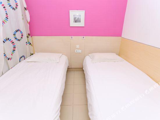 Тяньцзинь: 100 Chain Hotel (Tianjing West Station Hongqiao Honghuli Metro Station)