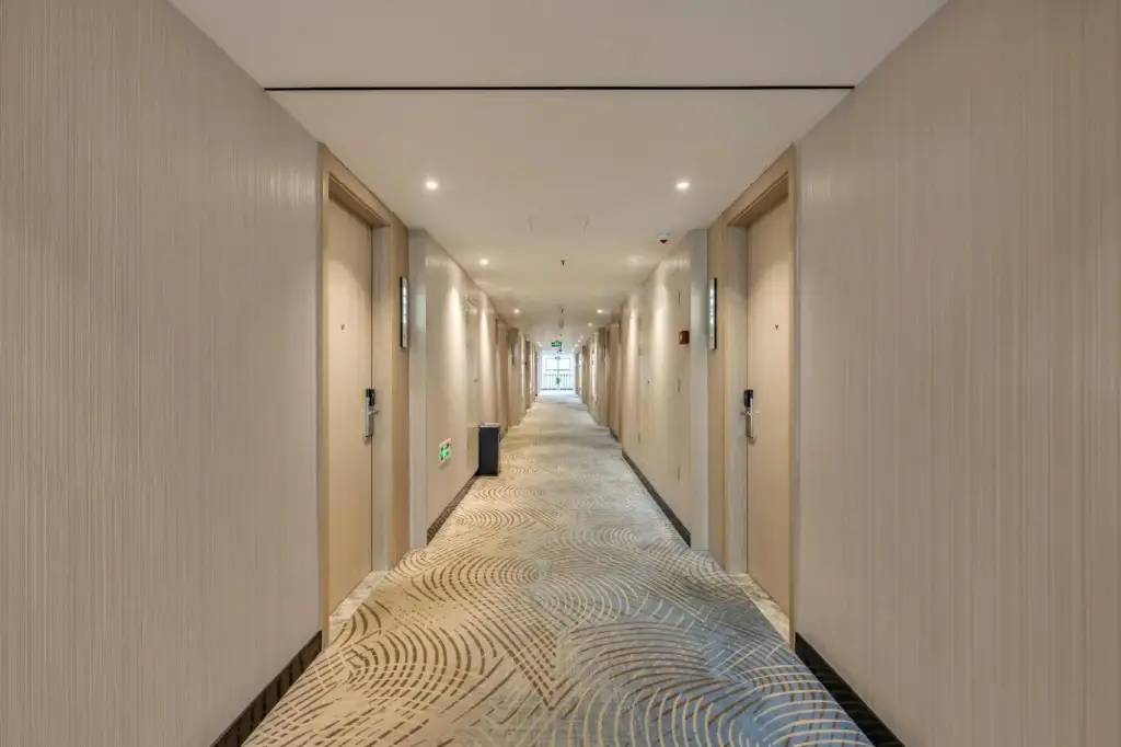 Echarm Hotel — фото 1