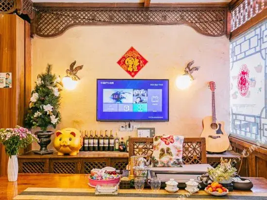 Лицзян: Encounter Lane · Suqiu | Deluxe Intelligent Design · Holiday Inn (the Old Town of Lijiang Store)