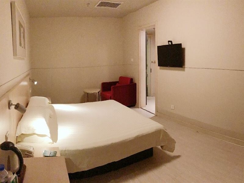 Пекин: Jinjiang Inn (Beijing Capital Airport, Shunyi Metro Station)	