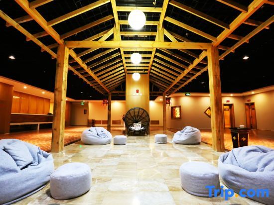 Баодин: Holiday Inn Baoding Xingrui