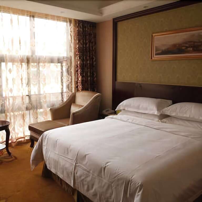 Шанхай: Vienna Hotel (Shanghai Songjiang University City Rongping Road Store)