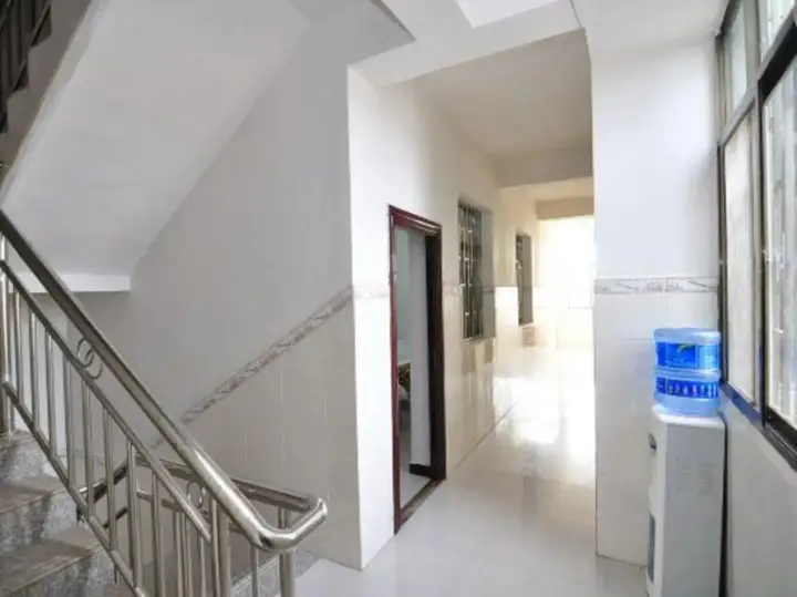 Куньмин: Ru Chun Si Ji Hostel