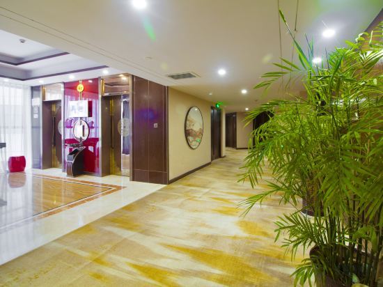 Тунжень: Wanshanhong Hotel (Tongren No.6 Middle School Gymnasium Branch)