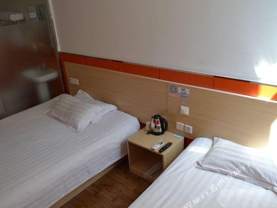 Пекин: 99 Inn (Beijing Changping North Railway Station Xiguan Road)