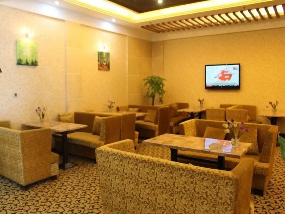Наньтун: GreenTree Inn Nantong Jiaoyu Road Hotel