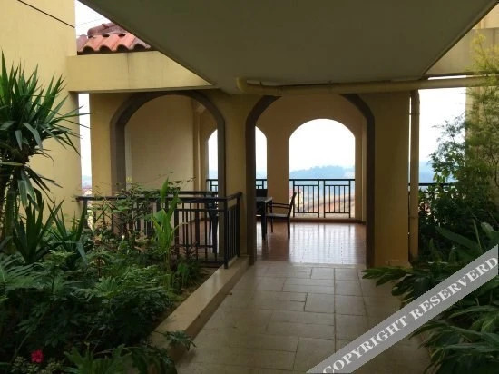 Гуйлинь: Days Suites Guilin Roshan Lake Hotel