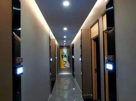 Нинбо: Ruiya Hotel (Ningbo Baizhang East Road)