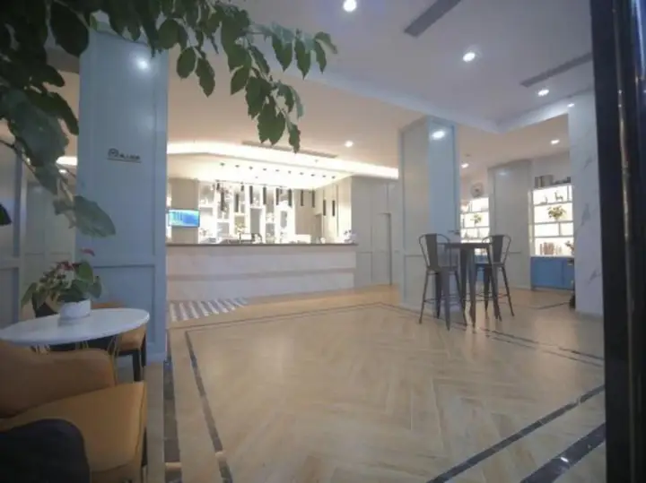 Шанхай: Jinhuangchao Light extravagance Hotel