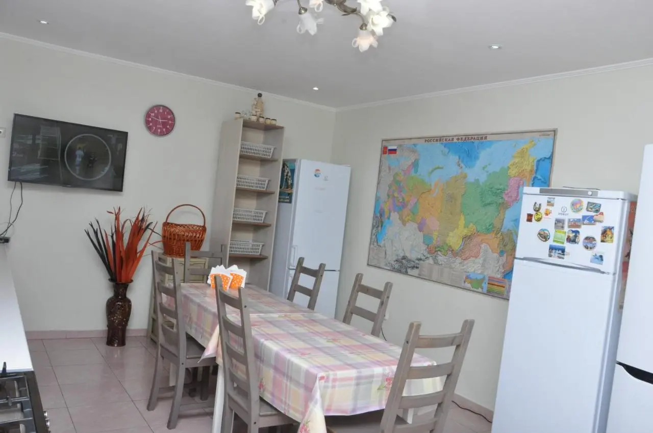 Адлер: Zorka Guest House