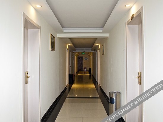 Шанхай: Shifan Express Hotel