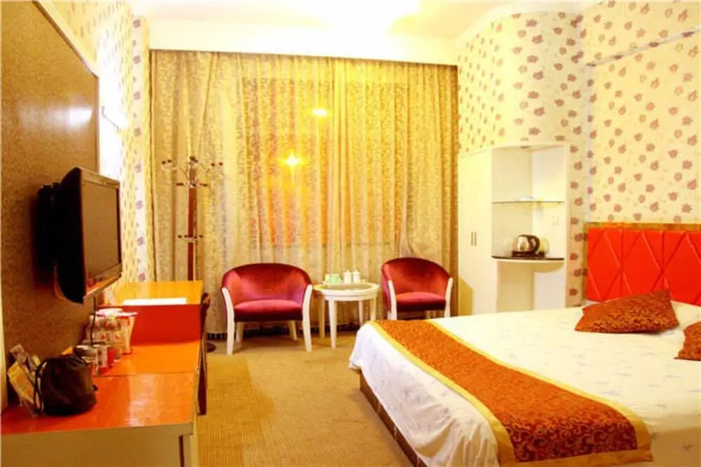 Иу: Haima Hotel