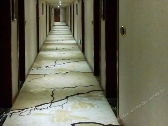 Wusheng International Hotel — фото 1