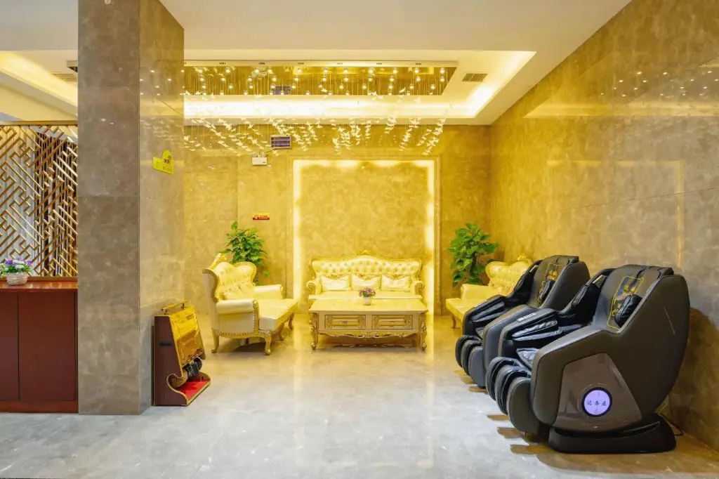 Гуйлинь: Manhattan Hotel Guilin Liangjiang Sihu Arctic Plaza