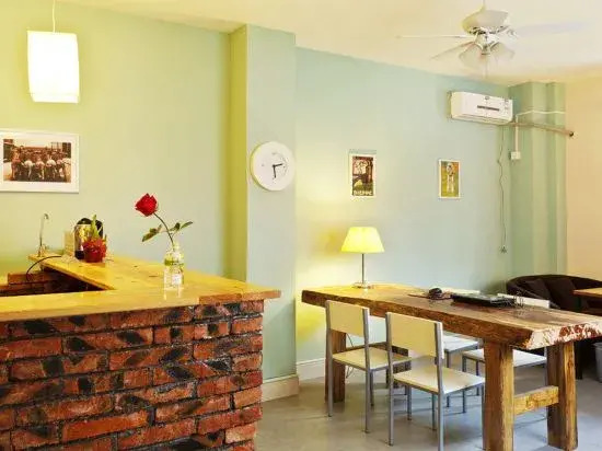 Чанша: Huxiangyi Internationa Youth Hostel Changsha Yuelushan