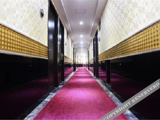Шанхай: 富源酒店公寓(塘桥地铁站店)